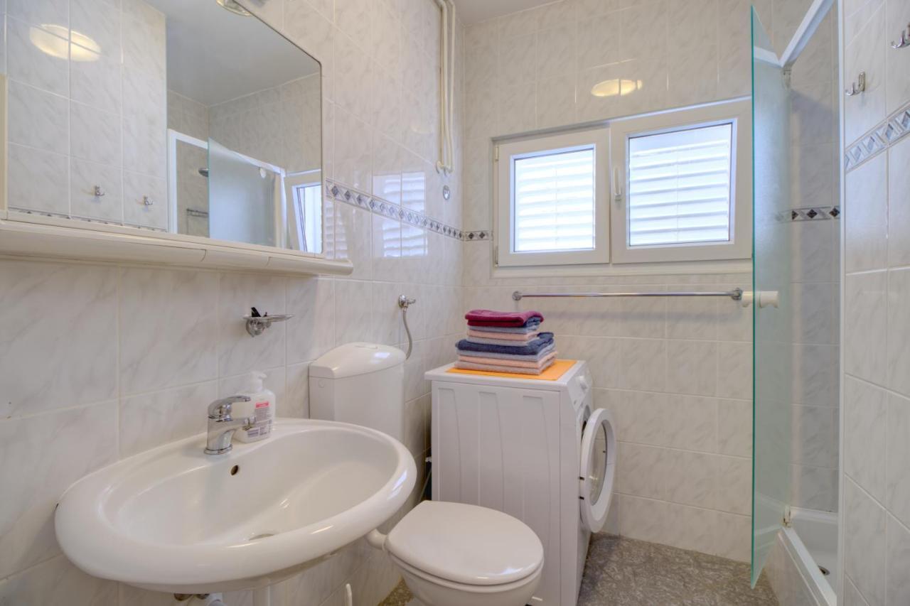 Apartments Podvorac ตรีบูนย์ ภายนอก รูปภาพ